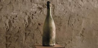 Elárverezik a világ legdrágább pezsgőjét Elarverezik a vilag legdragabb pezsgojet