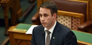 A miniszterelnök levélben kéri a határon túli magyarokat a jövő évi választáson való részvételre A miniszterelnok levelben keri a hataron tuli magyarokat a jovo evi valasztason valo reszvetelre