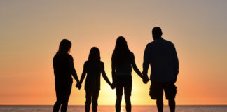 ITM-államtitkár: már 1300-1400-an regisztráltak a kisgyermekes szülők elhelyezkedését segítő programba ITM allamtitkar mar 1300 1400 an regisztraltak a kisgyermekes szulok elhelyezkedeset segito programba