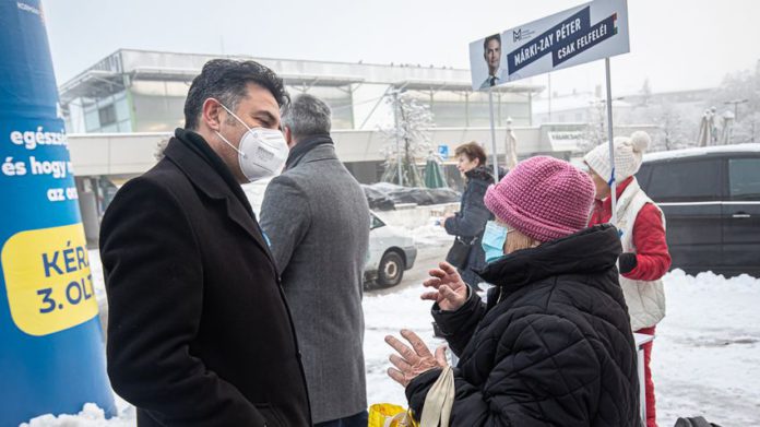 Marki Zay szerint felelotlen lepes a 13. havi nyugdij