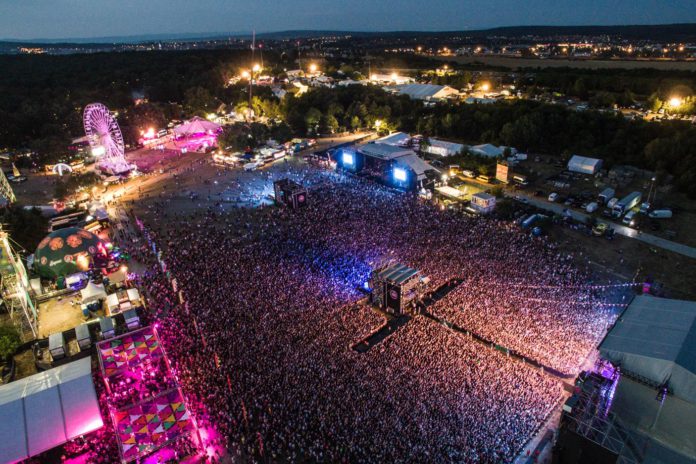 Stadionsztarokkal ter vissza a VOLT