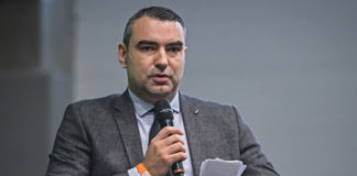 Harminc napon belül összeül az új parlament Harminc napon belul osszeul az uj parlament