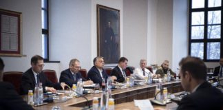 Hazánk nem szállít fegyvereket Ukrajnába, Orbán Viktor ezért nem megy Kijevbe tárgyalni Hazank nem szallit fegyvereket Ukrajnaba Orban Viktor ezert nem megy Kijevbe targyalni