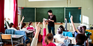 Jogellenes volt a pedagógusok sztrájkja Jogellenes volt a pedagogusok sztrajkja