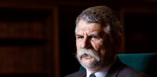 Kövér László: A kutyát sem érdekli, hogy Hadházy Ákos leteszi-e az esküt Kover Laszlo A kutyat sem erdekli hogy Hadhazy Akos leteszi e az eskut