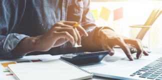 PM: a fiataloknak jár az adókedvezmény, az nem veszhet el, és nem is lehet lemondani róla PM a fiataloknak jar az adokedvezmeny az nem veszhet el es nem is lehet lemondani rola