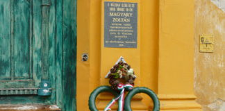 Magyary Konferencia 2022.06.09 szulohaz koszoruzas utan