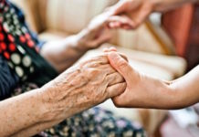 Várunk Önkéntesnek, mert segíteni JÓ!   Onkentes felhivas idosek segitese3