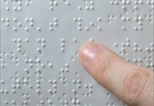Tatabányai Komárom-Esztergom Vármegyei Kormányhivatal Szolgáltatói érzékenyítés braille iras kep