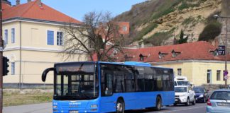 ÚJ BUSZHÁLÓZATOT ÉS MENETRENDET VEZETNEK BE ESZTERGOMBAN 04.19