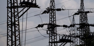 A MIKROVÁLLALKOZÁSOK SZÁMÁRA CSÖKKEN AZ ÁTLAGFOGYASZTÁS FELETTI ÁRAMÁR 04.20