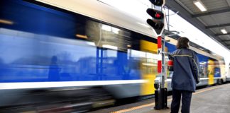 VASÁRNAP ÉJSZAKA SZÜNETEL A VASÚTI JEGYÉRTÉKESÍTÉS 04.30