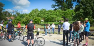 ÁTADTÁK A DUNAALMÁS ÉS NESZMÉLY KÖZÖTTI KERÉKPÁRUTAT 05.25