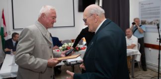 DÍJJAL ISMERTÉK EL AZ ÁCSON ÉLŐK KITARTÓ MUNKÁJÁT 06.26