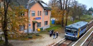 ÚJ VONATPÁR KÖZLEKEDIK ESZTERGOM ÉS LÁBATLAN KÖZÖTT 06.28