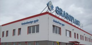A GRABOPLAST MEGKEZDTE AZ SPC PADLÓBURKOLATOK PRÓBAGYÁRTÁSÁT TATABÁNYÁN 2022.08.23. grabloplast