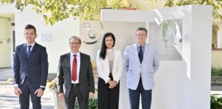 EMLÉKMŰVET AVATTAK RICHTER GEDEON SZÜLETÉSÉNEK 150. ÉVFORDULÓJÁN DOROGON 2022.09.24