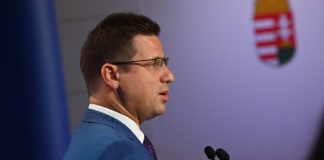 GÁZTAKARÉKOSSÁGBA KEZD A KORMÁNY gulyas gergely kormanyinfo 553313